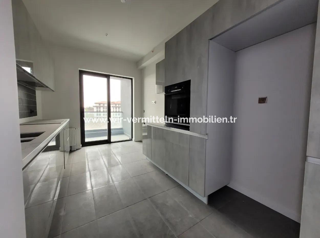 3+1 110 M² 18Th Floor Boulevard View Apartment For Sale In Beytepe İncek Bulvar Loft Complex