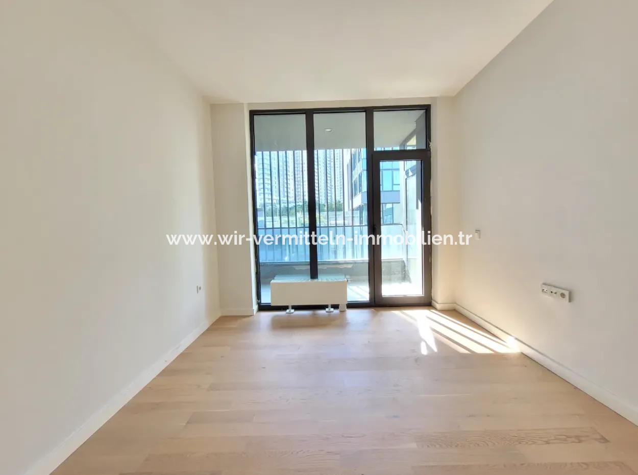 Traumhafte 5.5+1 Maisonette- Wohnung Mit Luxusausstattung In Gölbaşı / Ankara /Türkei