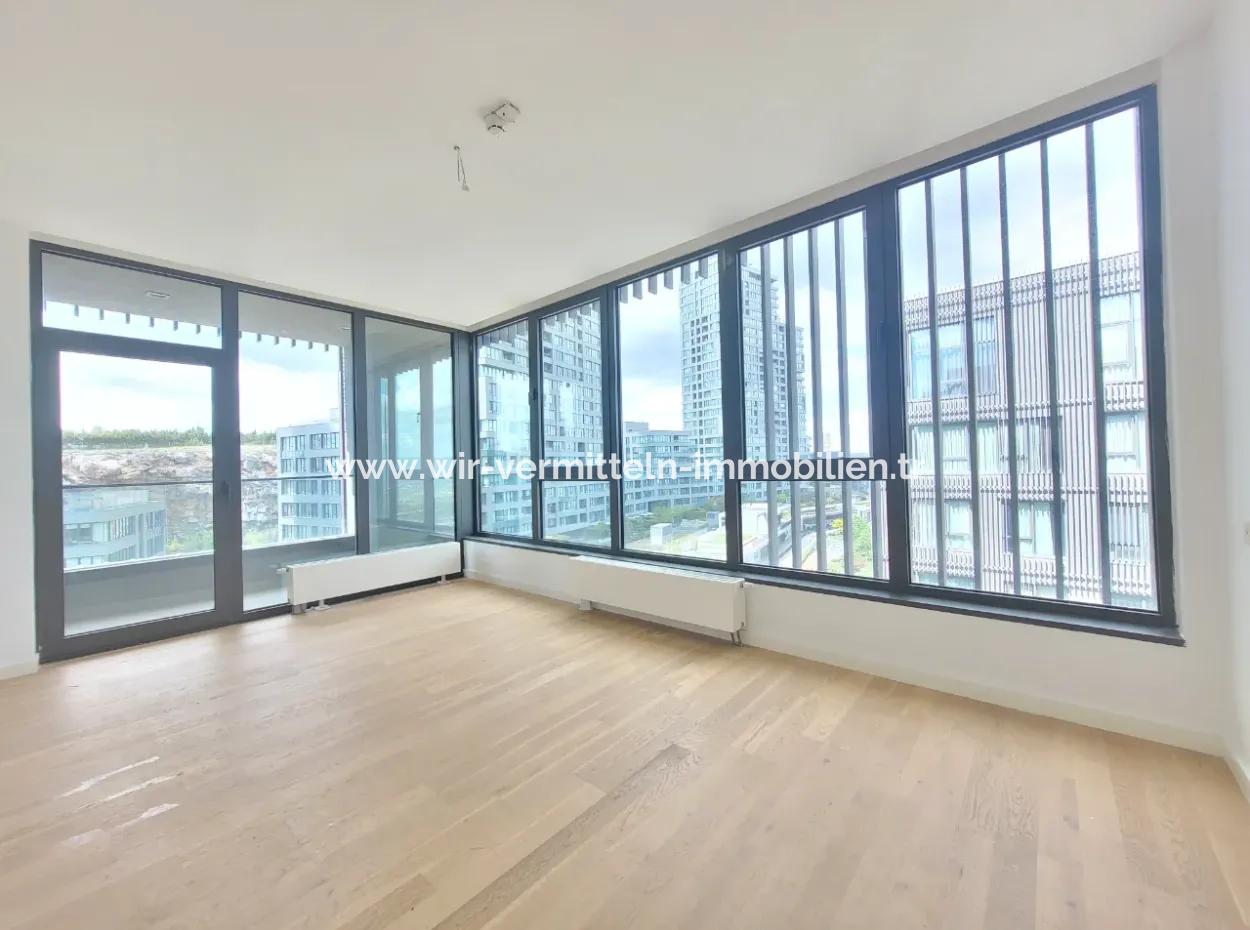 5,5+1  Maisonette-Wohnung Im 5. Stock Mit Blick Auf Die Landschaft Zum Verkauf Im İncek Loft-Komplex