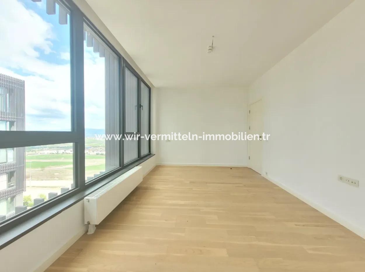 5,5+1  Maisonette-Wohnung Im 5. Stock Mit Blick Auf Die Landschaft Zum Verkauf Im İncek Loft-Komplex