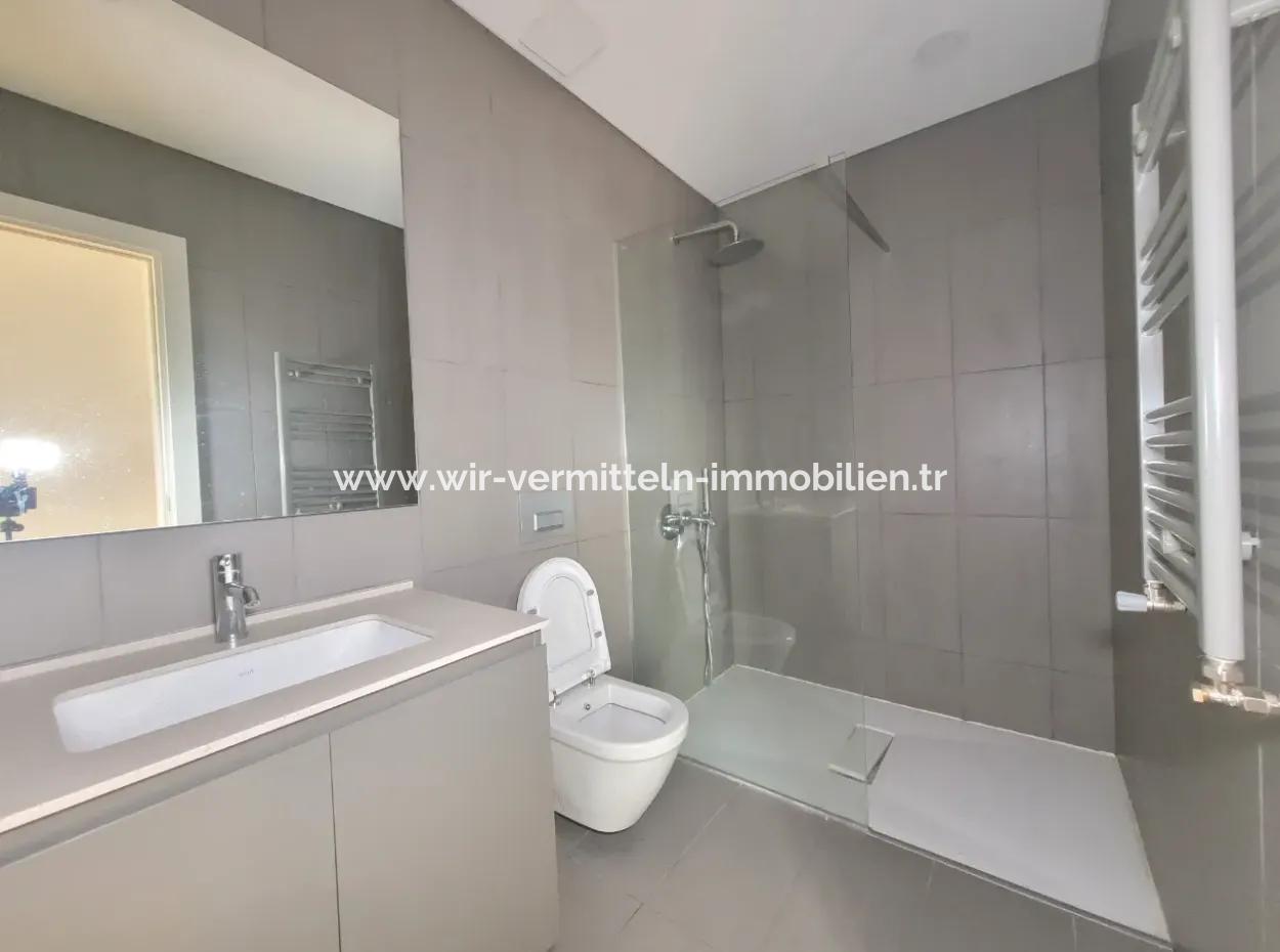 5,5+1  Maisonette-Wohnung Im 5. Stock Mit Blick Auf Die Landschaft Zum Verkauf Im İncek Loft-Komplex