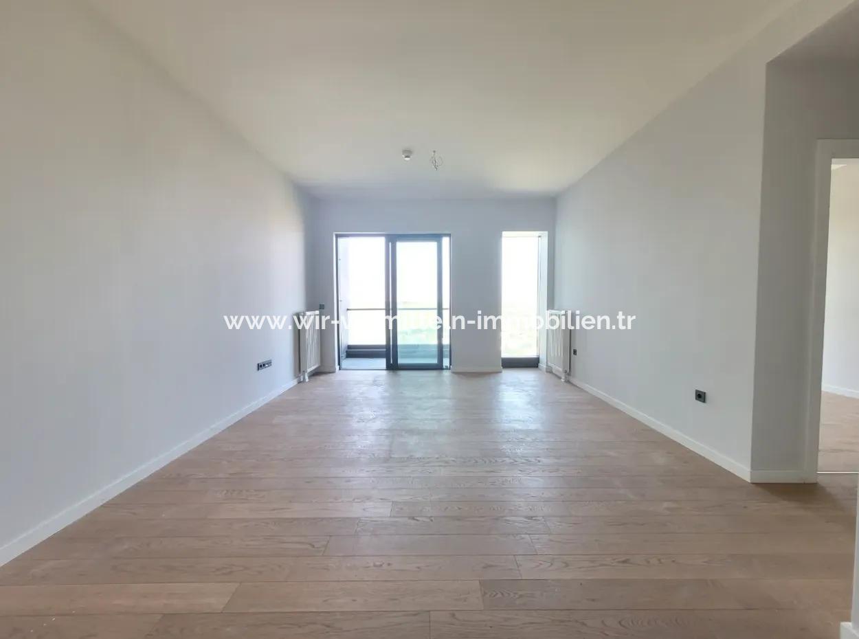 Beytepe İncek Bulvar Loft Zu Vermieten 2+1 68M² 21. Stock Boulevard Fassade Wohnung