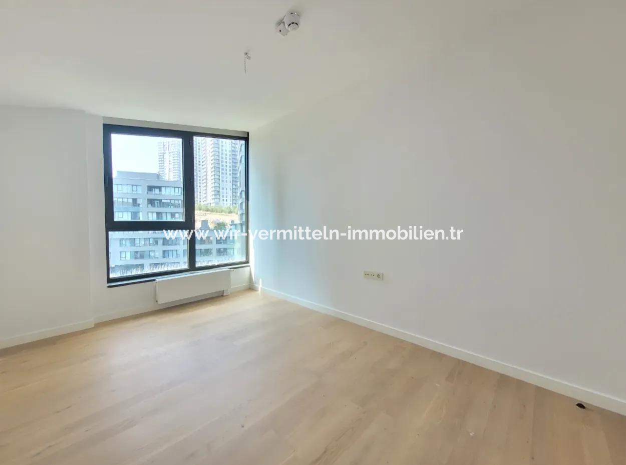 Traumhafte 5,5+1 Maisonette- Wohnung Mit Luxusausstattung In Gölbaşı / Ankara /Türkei