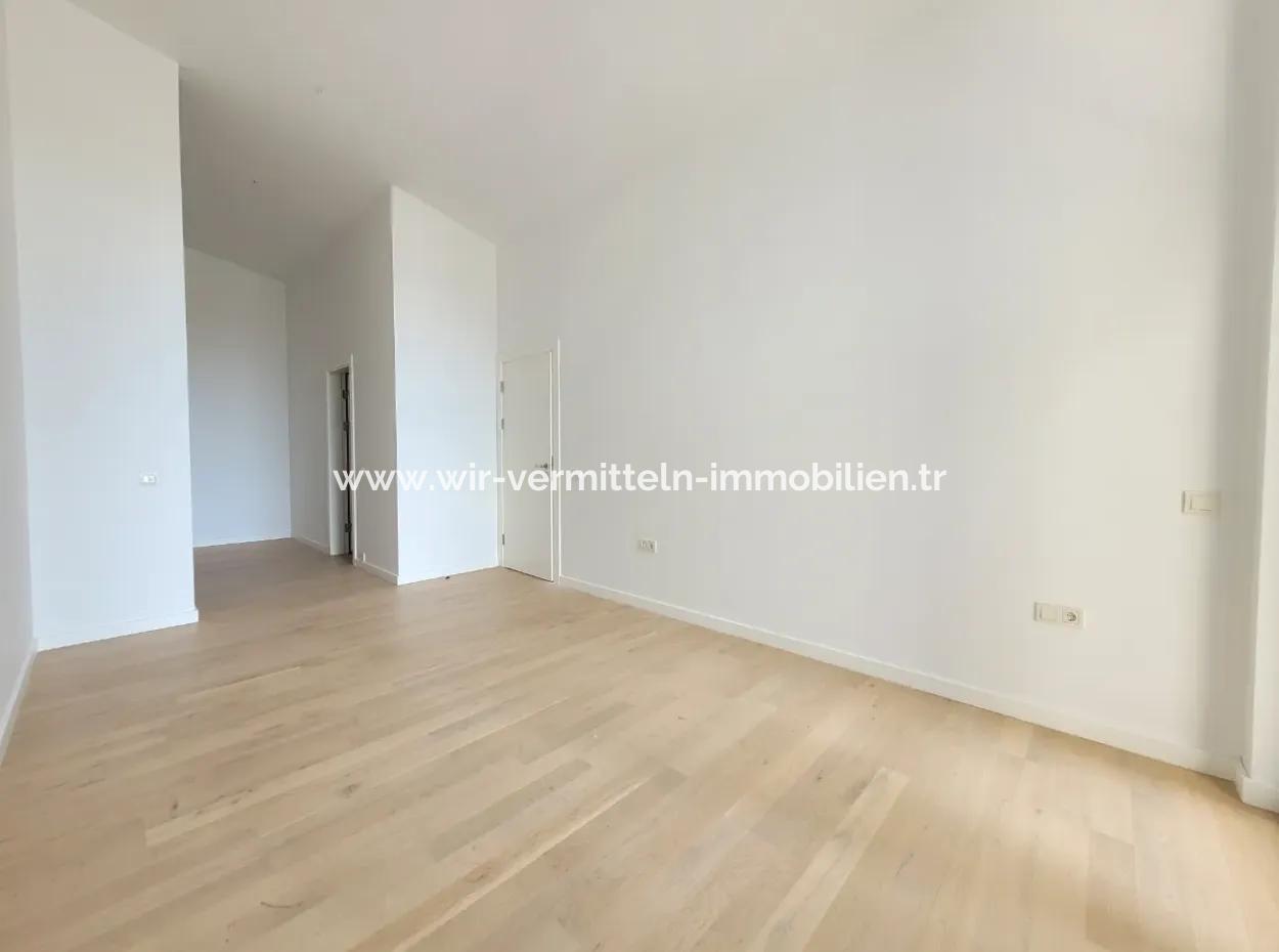 Traumhafte 5,5+1 Maisonette- Wohnung Mit Luxusausstattung In Gölbaşı / Ankara /Türkei