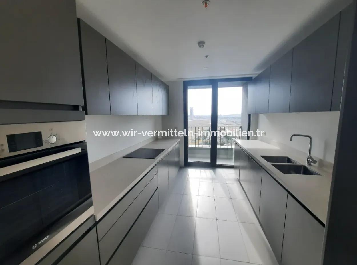 İncek Loft Zu Vermieten 3,5+1 Seeblick