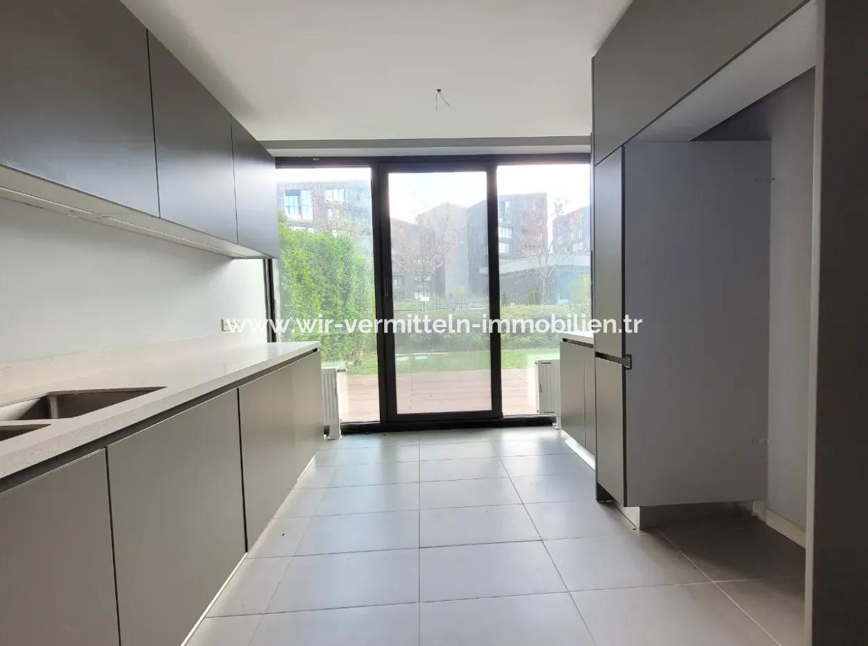 Leere Incek Loft 3+1 Garden Duplex Apartment Mit Landschaftsblick Zum Verkauf  In Gölbaşı - Ankara -Turkey
