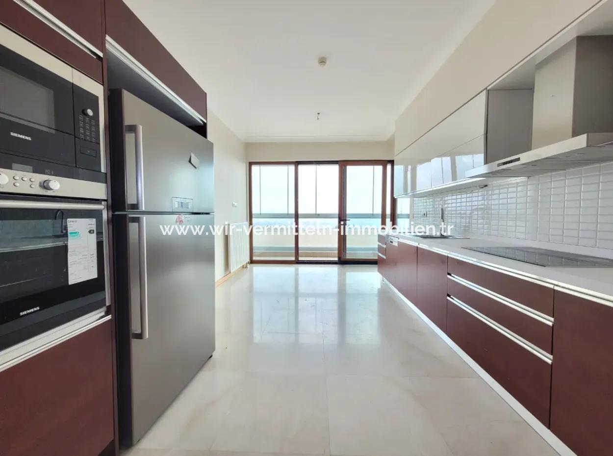 4+1 207 M² Wohnung Mit Seeblick Zum Verkauf Im Vacant İncek Nata