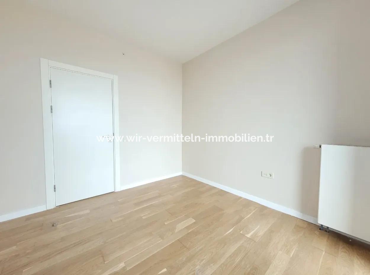 İncek Loft Zum Verkauf 2 1 85 M² Wohnung Mit Fassade Im 22. Stock