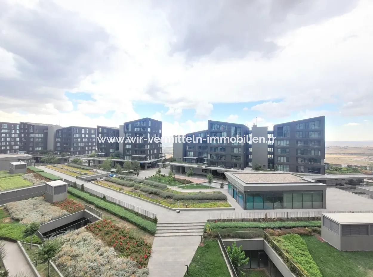 İncek Loft 4+1 137 M² Wohnung Im 4. Stock Mit Terrasse Zu Verkaufen