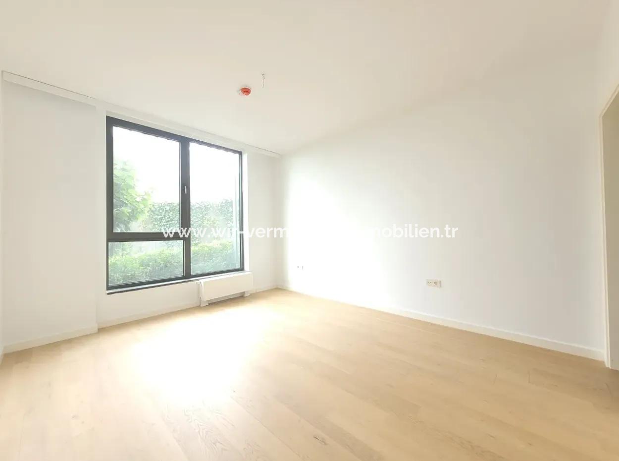 Leeres İncek Loft Zum Verkauf Terrasse 4+1 Blick Auf Mogan 146 M² Wohnung Im 1. Stock