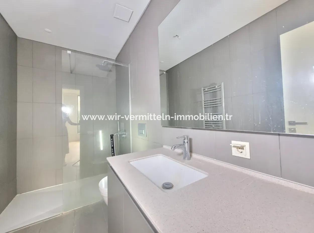 Leeres İncek Loft Zum Verkauf Terrasse 4+1 Blick Auf Mogan 146 M² Wohnung Im 1. Stock