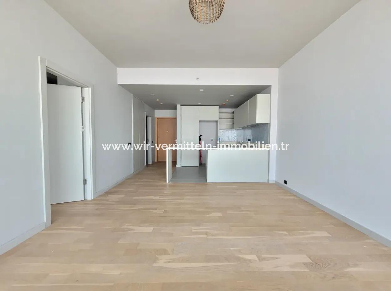 İncek Loft Zum Verkauf 1+1 Wohnung Mit Stadtblick Im 20. Stock