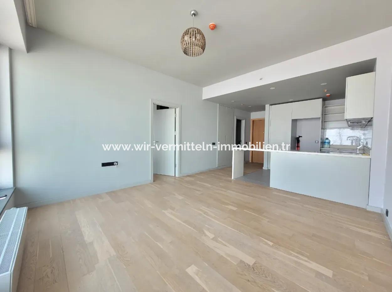 İncek Loft Zum Verkauf 1+1 Wohnung Mit Stadtblick Im 20. Stock