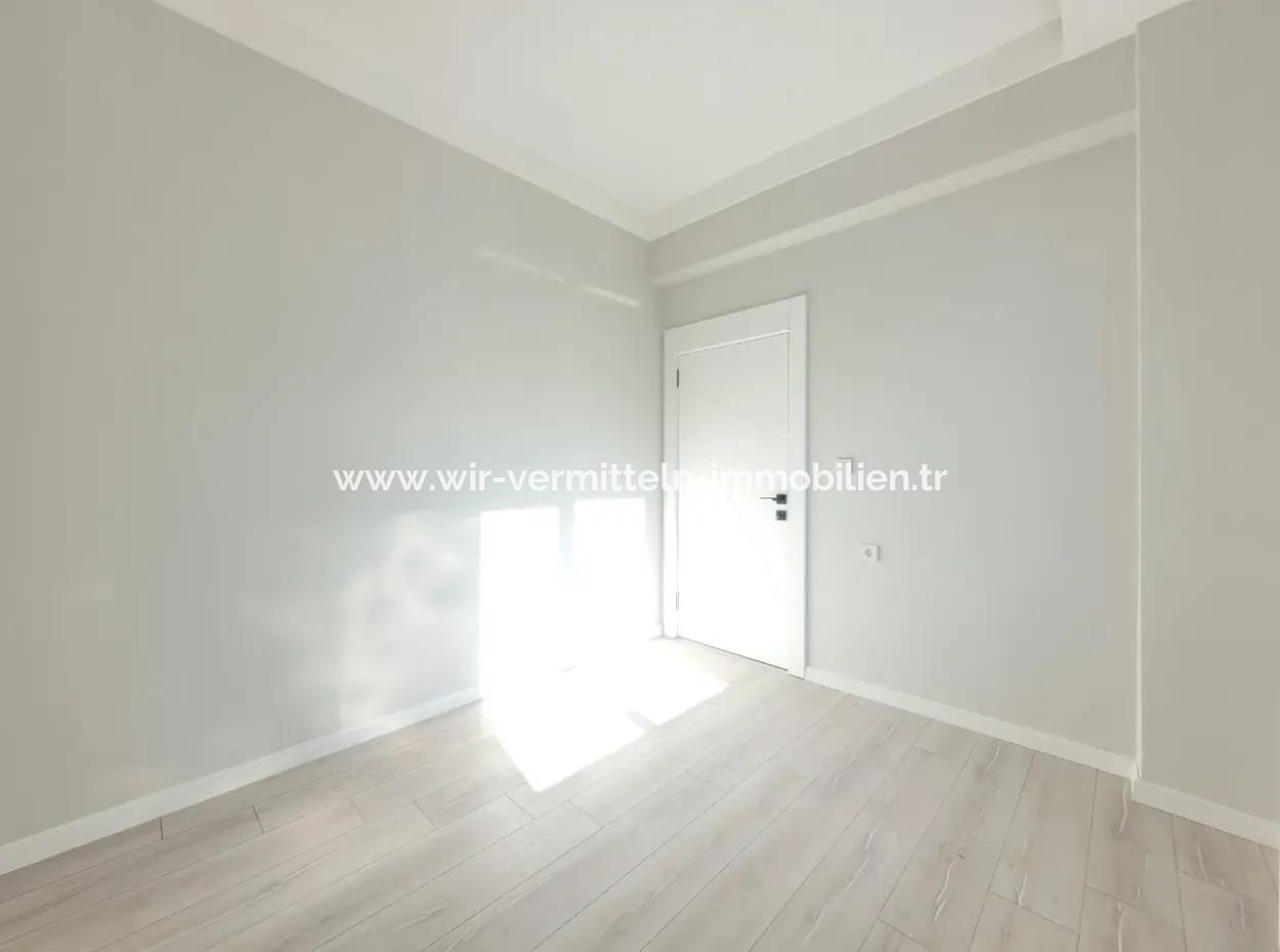 Geeignet Für Staatsbürger. Luxuriöse 200 M² Große Wohnung Im Mittleren Stockwerk Mit Parkblick Im Viertel Bahçelievler, Gölbaşı, Ankara Zu Verkaufen.