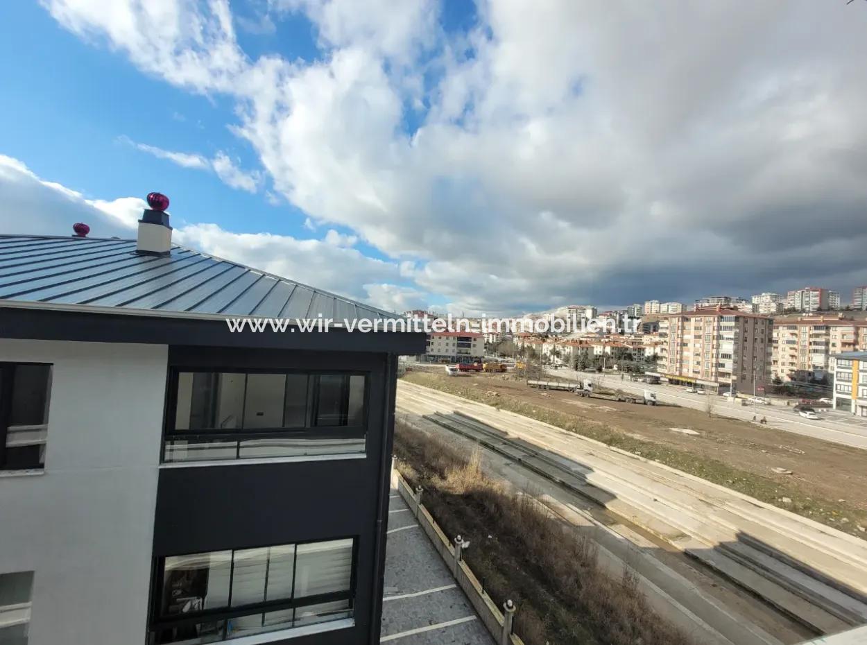 Geeignet Für Staatsbürger. Luxuriöse 200 M² Große Wohnung Im Mittleren Stockwerk Mit Parkblick Im Viertel Bahçelievler, Gölbaşı, Ankara Zu Verkaufen.