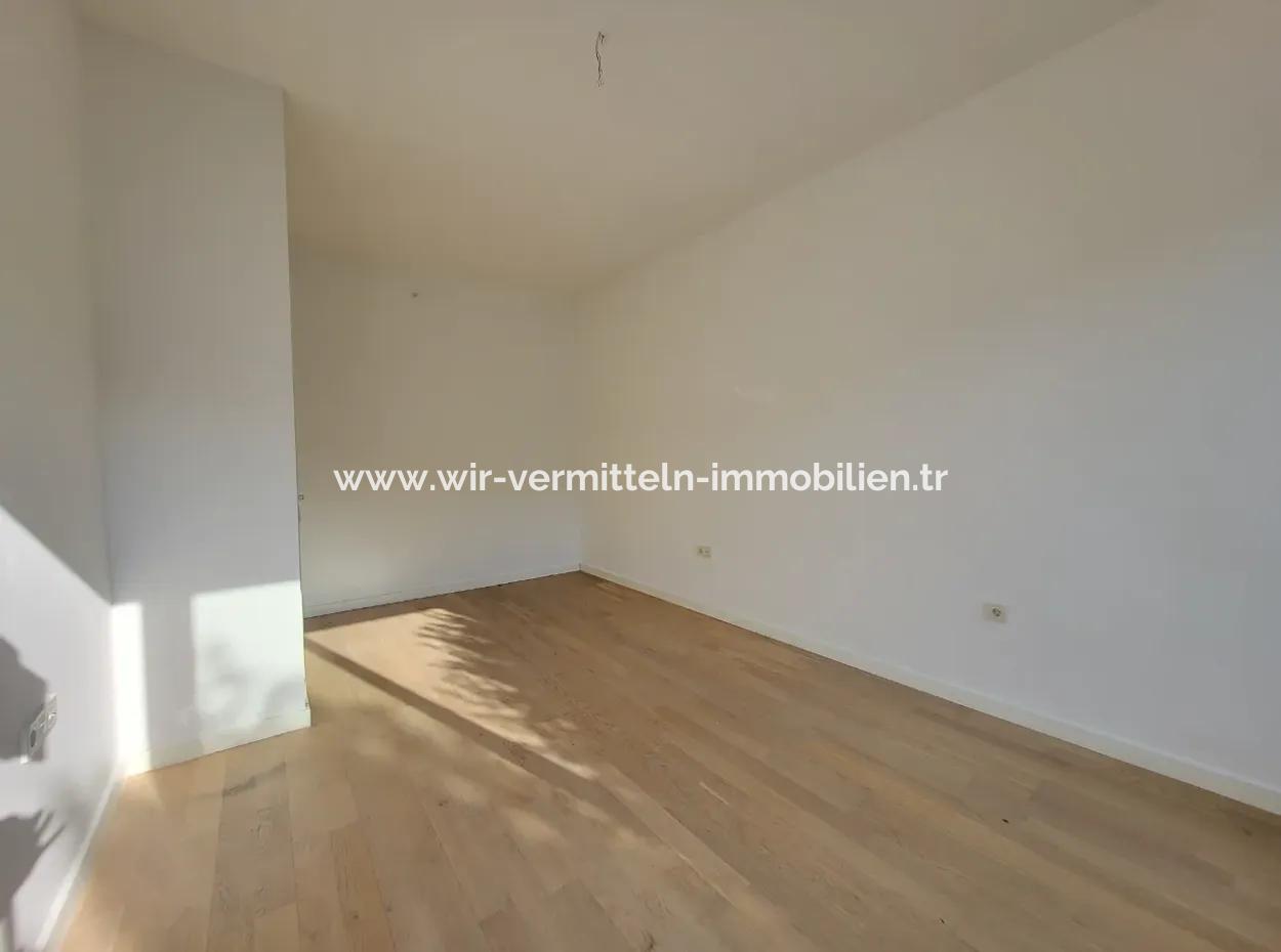 İncek Loft Geeignet Zum Verkauf 2,5+1 Erdgeschoss-Wohnung Mit Landschaftsansicht 2 Gärten