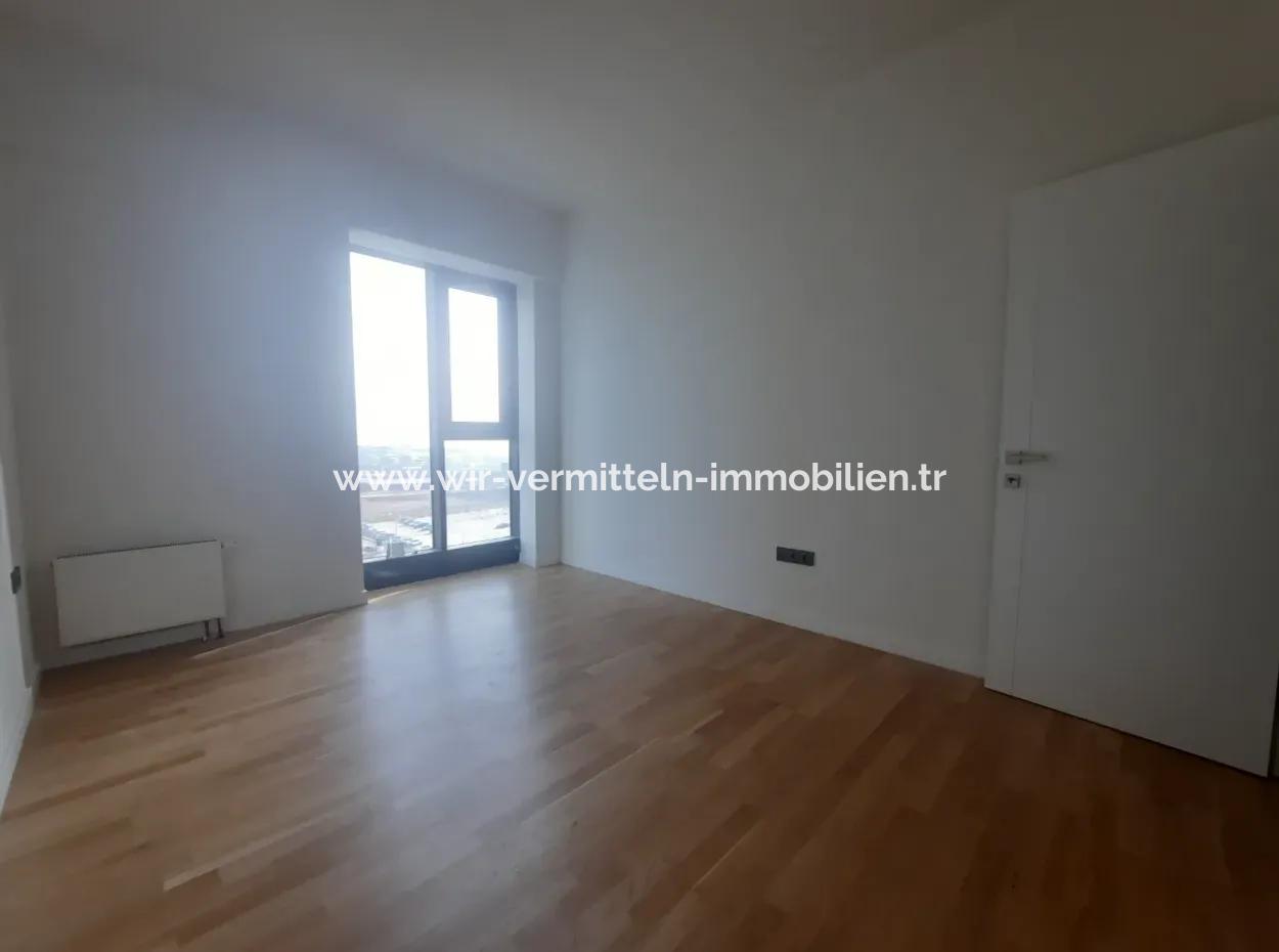 3+1 130 M² Wohnung Im 9. Stock Mit Blick Auf Den Boulevard Zum Verkauf In Beytepe İncek Bulvar Loft Complex
