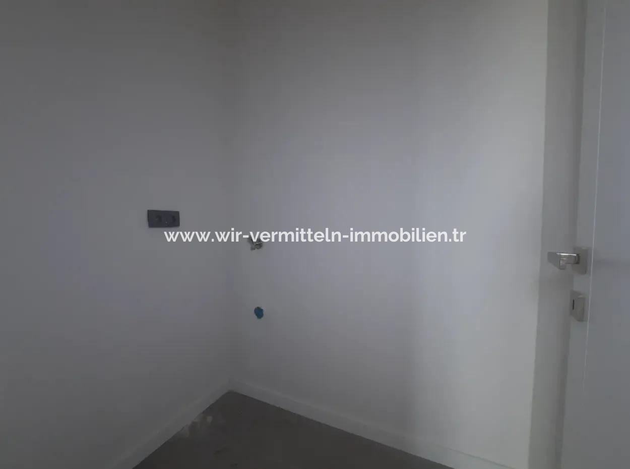 3+1 130 M² Wohnung Im 23. Stock Mit Blick Auf Den Boulevard Zum Verkauf Im Loft-Komplex Beytepe İncek Bulvar