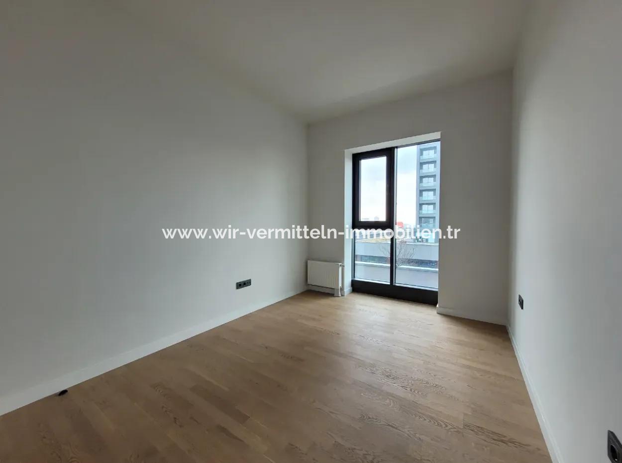 3+1 110 M² Wohnung Im 20. Stock Mit Blick Auf Den Boulevard Zum Verkauf Im Loft-Komplex Beytepe İncek Bulvar