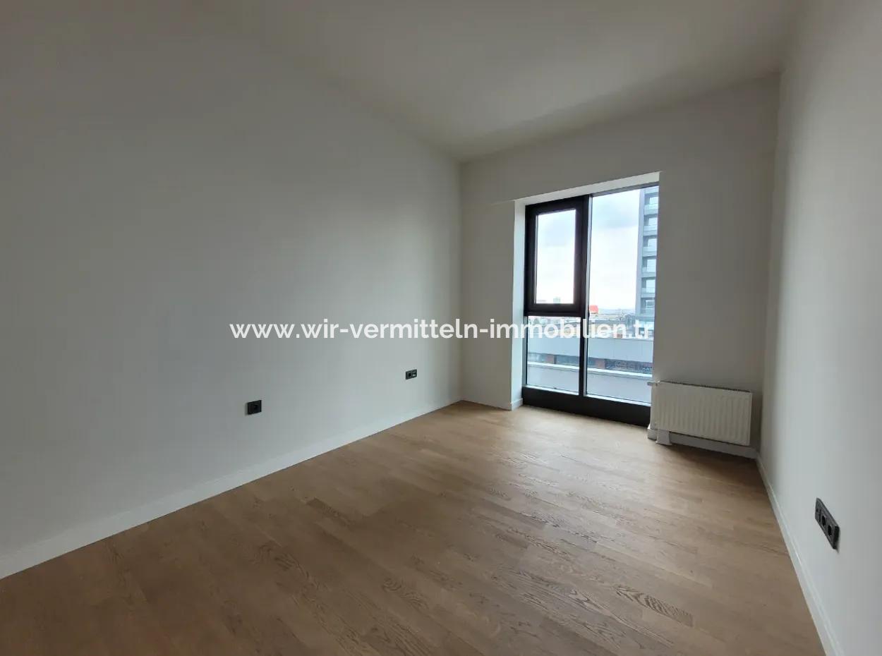 3+1 110 M² Wohnung Im 21. Stock Mit Blick Auf Den Boulevard Zum Verkauf Im Loft-Komplex Beytepe İncek Bulvar