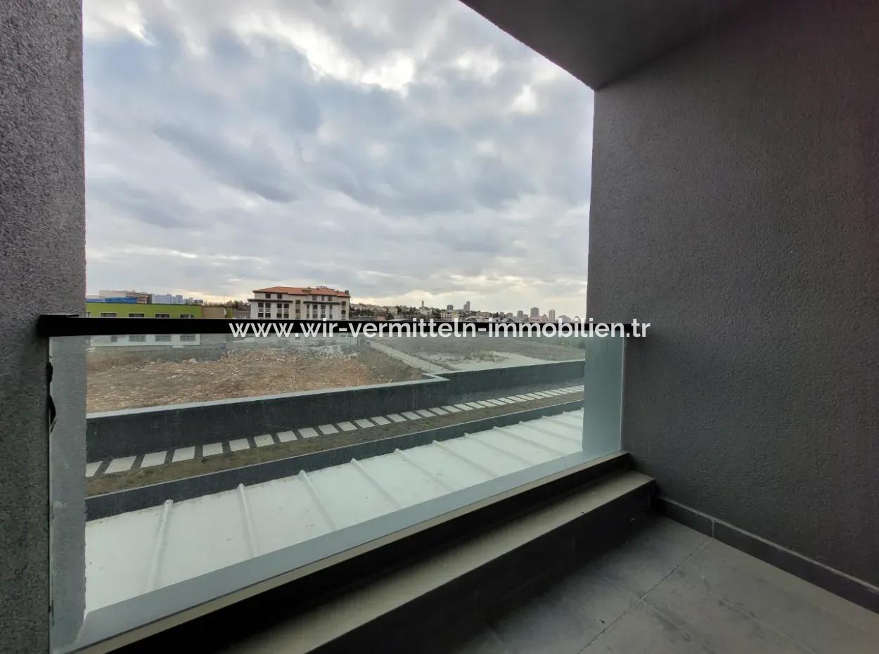 3+1 110 M² Wohnung Im 21. Stock Mit Blick Auf Den Boulevard Zum Verkauf Im Loft-Komplex Beytepe İncek Bulvar