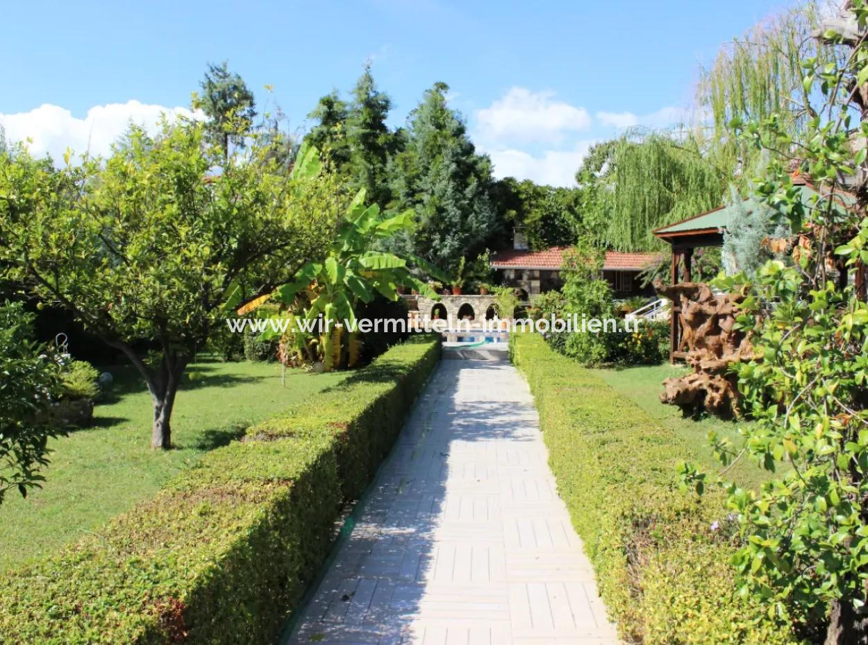 Luxusvilla Mit Pool In 1458 M² Grundstück Zum Verkauf In Köyceğiz , Muğla, Türkei