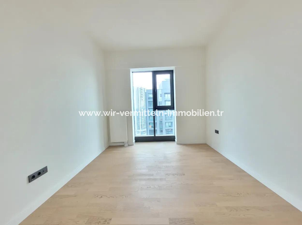 4+1  6. Stock Zum Verkauf Im Loft-Komplex Beytepe İncek Bulvar