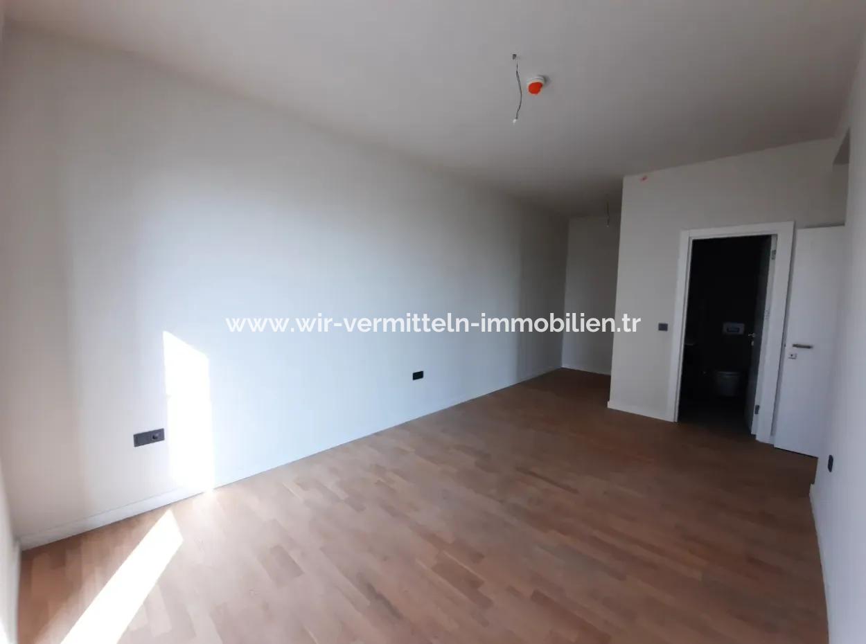 3+1 110M² 13. Stock Park View Wohnung Zum Verkauf In Beytepe İncek Bulvar Loft Complex
