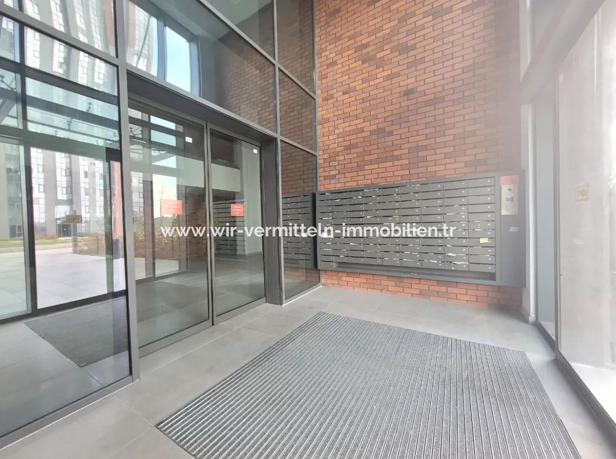 3+1 110 M² Wohnung Im 18. Stock Mit Blick Auf Den Boulevard Zum Verkauf Im Loft-Komplex Beytepe İncek Bulvar