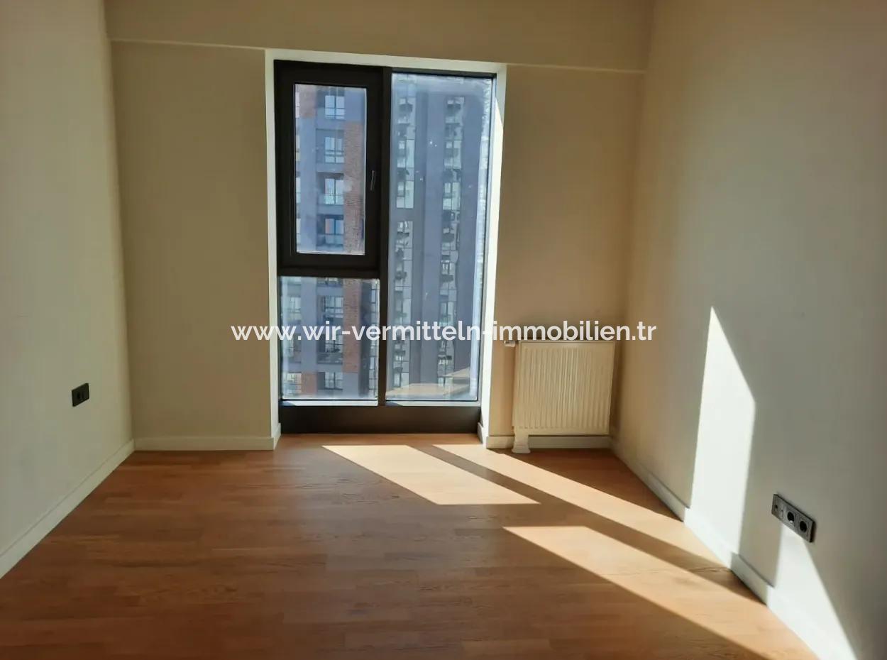 Beytepe İncek Bulvar Loft Zum Verkauf 1+1 46 M² 4. Stock Süd Front Wohnung