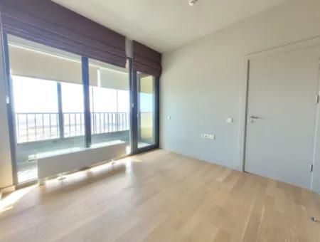 Leeres İncek Loft 1+1  Wohnung Im 11. Stock Mit Seeblick Zu Vermieten