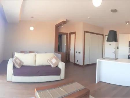 Leere, Luxuriöse Möblierte İncek Prestige 1+1 62 M² Wohnung Im 15. Stock Zum Verkauf