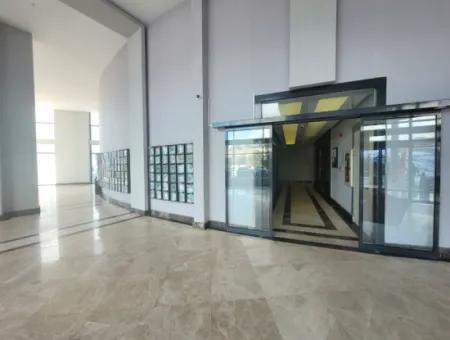 Frei Luxuriös Möbliert İncek Prestige Wohnung Im 18. Stock Zu Vermieten 1+1 62 M²