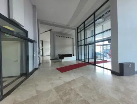 Frei Luxuriös Möbliert İncek Prestige Wohnung Im 18. Stock Zu Vermieten 1+1 62 M²