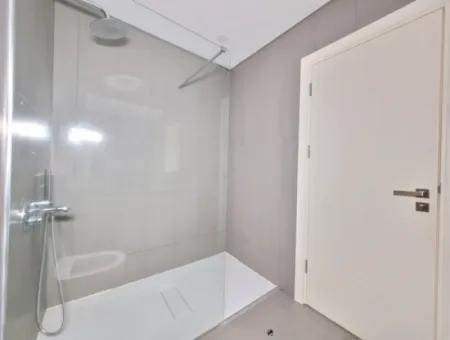 İncek Loft Zum Verkauf 3.5+1 140 M² Wohnung Mit Landschaftsfassade Im 3. Stock