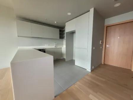 Leerstehendes İncek Loft Zum Verkauf 1+1 Wohnung Im 2. Stock Mit Seeblick
