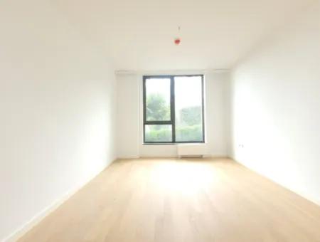 Leeres İncek Loft Zum Verkauf Terrasse 4+1 Blick Auf Mogan 146 M² Wohnung Im 1. Stock