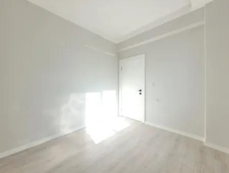 Geeignet Für Staatsbürger. Luxuriöse 200 M² Große Wohnung Im Mittleren Stockwerk Mit Parkblick Im Viertel Bahçelievler, Gölbaşı, Ankara Zu Verkaufen.