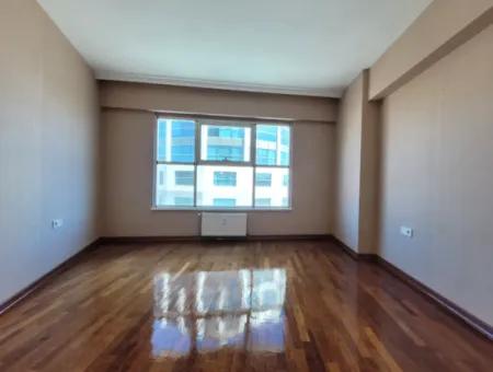 Anzugturm Zum Verkauf 53 M² 1+1 Konutkent Stadtteil Çankaya, Ankara In Der Nähe Der Universität Başkent