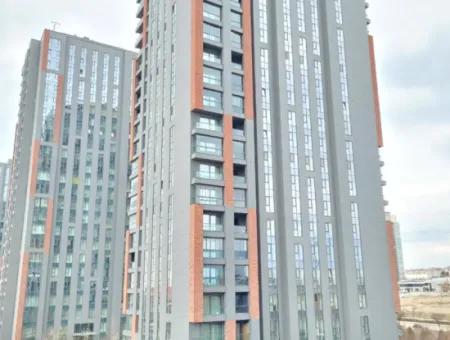 4+1 Mieterlose Wohnung Im 17. Stock Zum Verkauf Im Loft-Komplex Beytepe İncek Bulvar