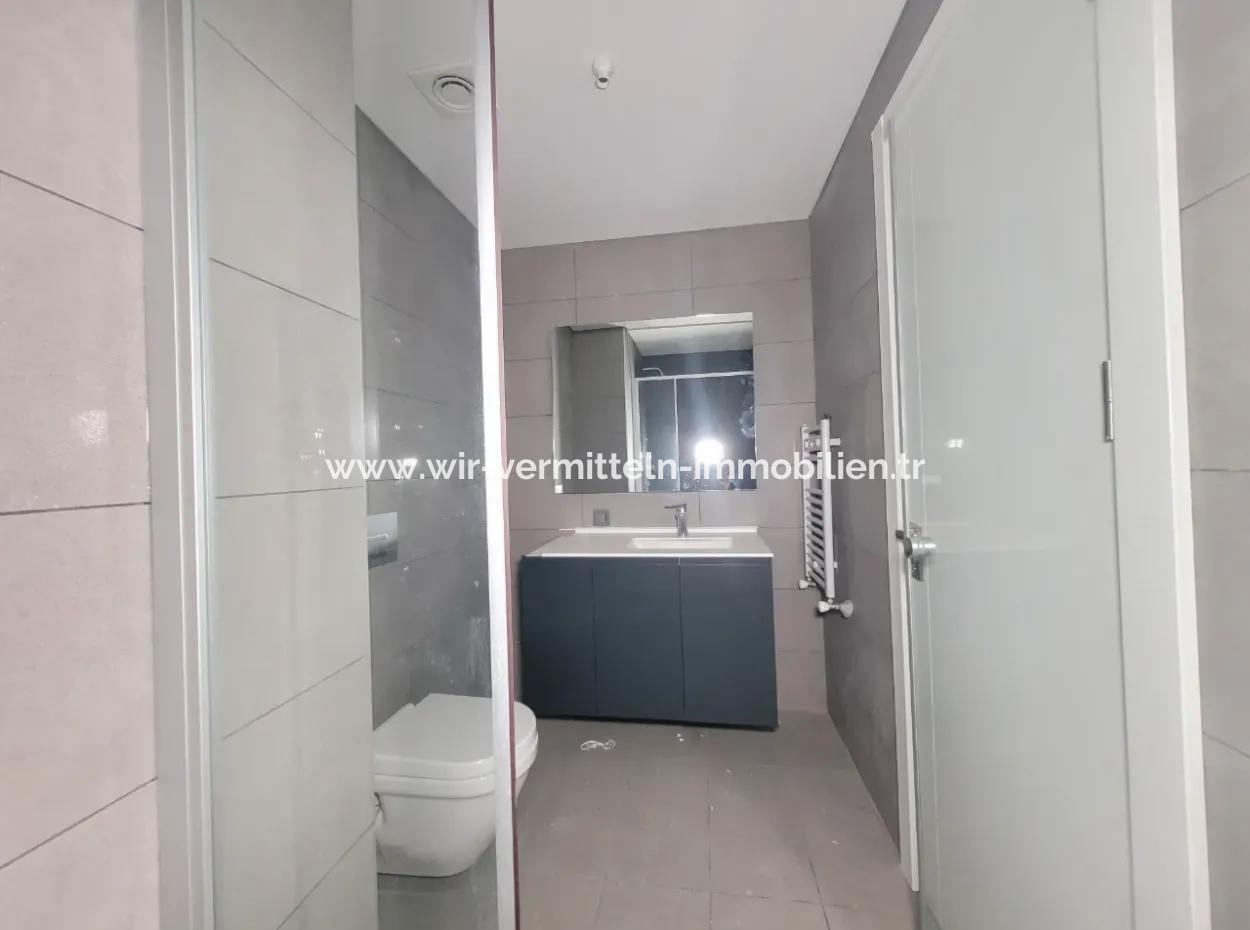 4+1 20 Th Floor Tenantless Apartment For Sale In Beytepe İncek Bulvar Loft Complex