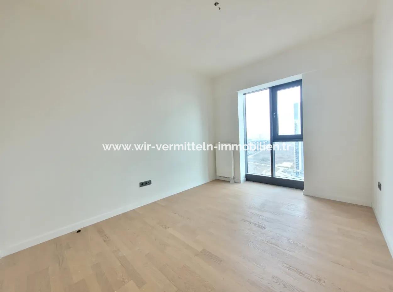 4+1 20 Th Floor Tenantless Apartment For Sale In Beytepe İncek Bulvar Loft Complex