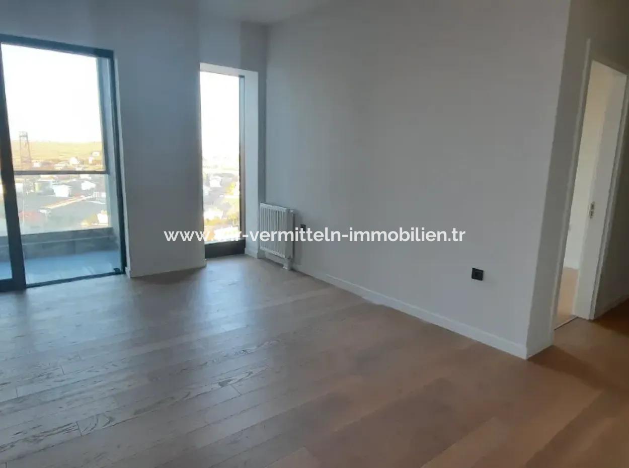 2+1 68 M² 6Th Floor Apartment For Sale In Beytepe İncek Bulvar Loft Complex