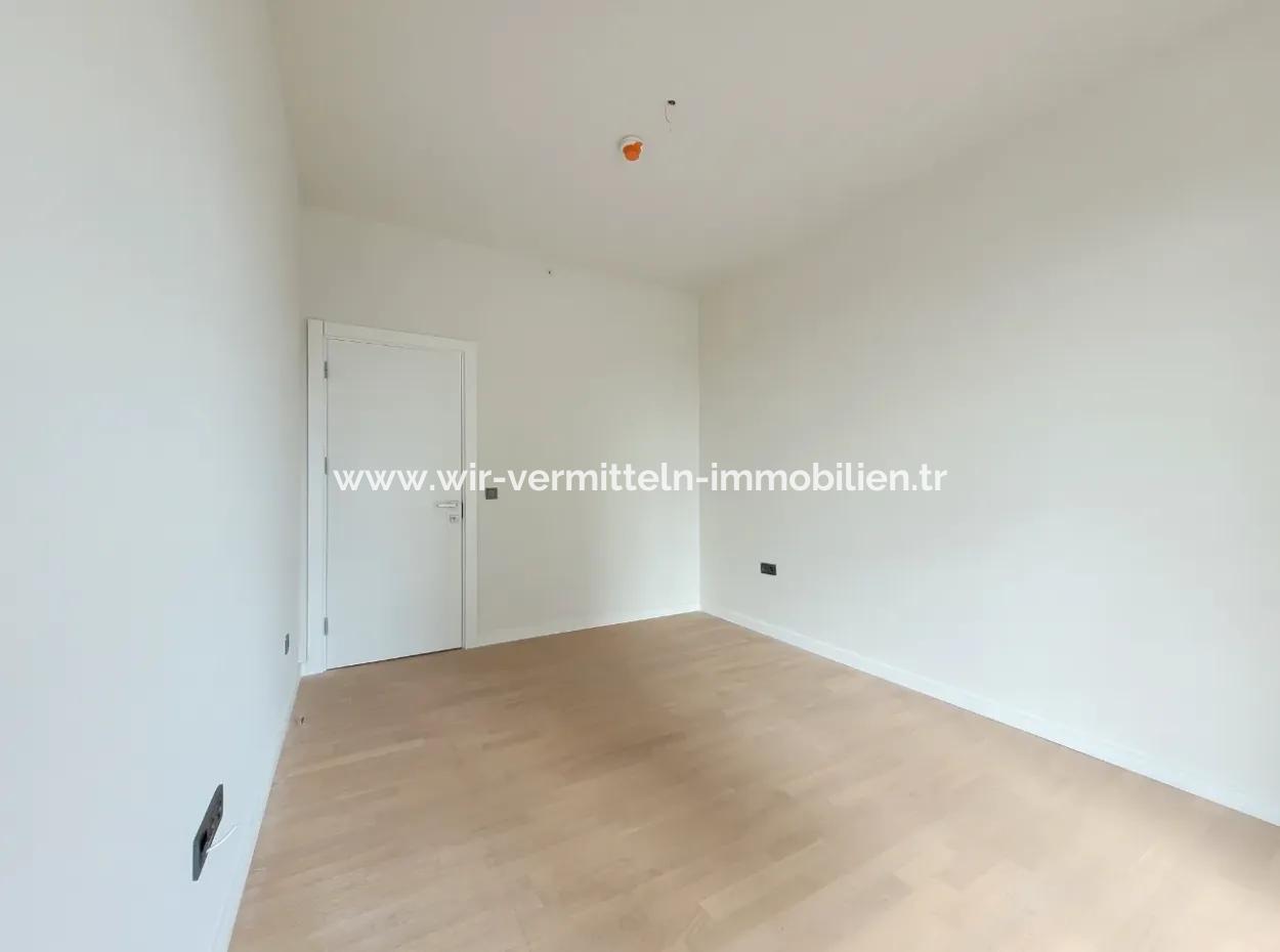 1+1 46 M² 16Nd Floor Mogan Lake View Apartment For Sale In Beytepe İncek Bulvar Loft Complex