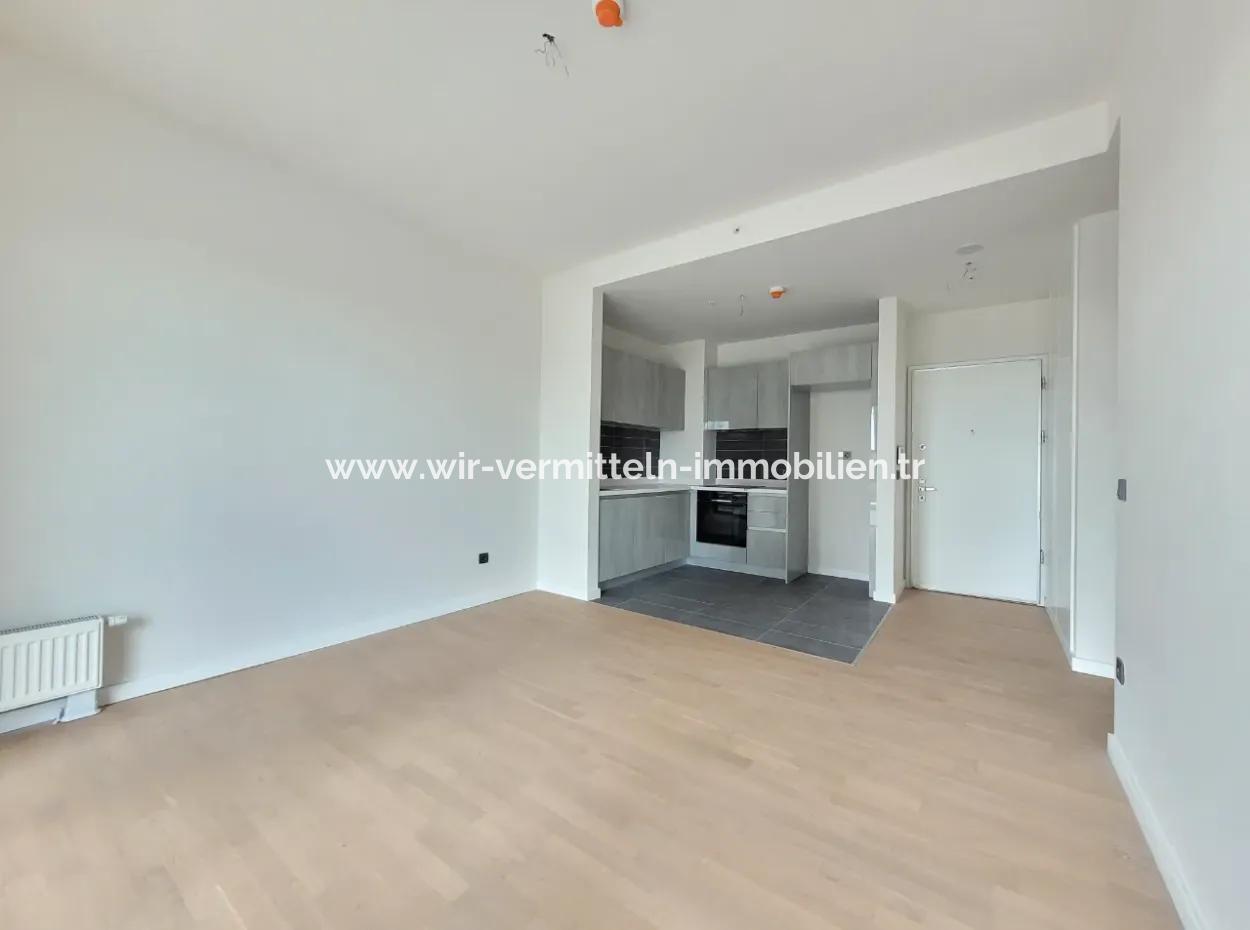 1+1 46 M² 16Nd Floor Mogan Lake View Apartment For Sale In Beytepe İncek Bulvar Loft Complex