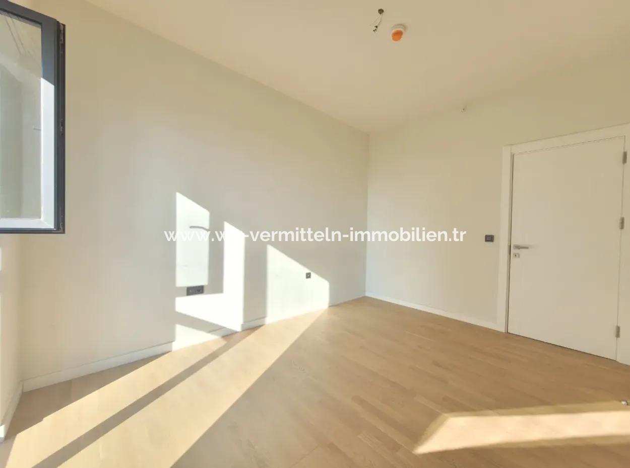 3+1 130 M² 23St Floor Park View South Front Apartment For Sale In Beytepe İncek Bulvar Loft Complex