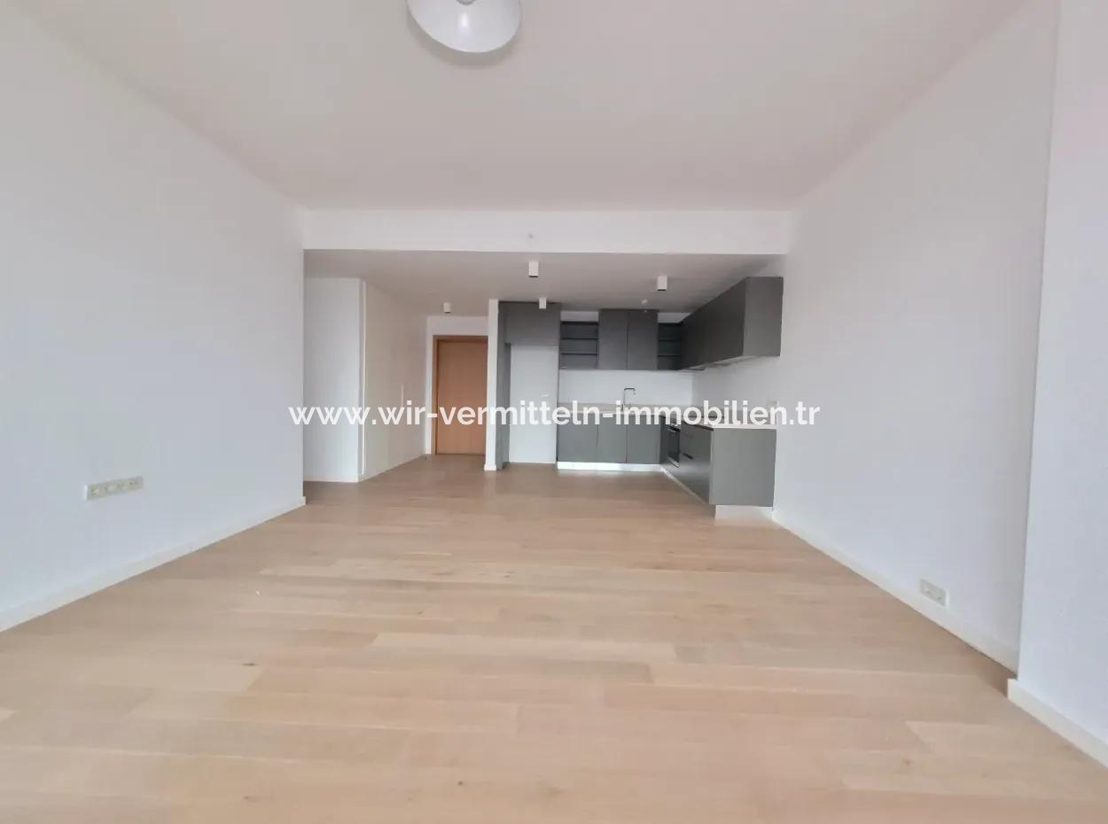 İncek Loft For Rent 2+1 85 M² 4Th Floor Mogan Facade Apartment