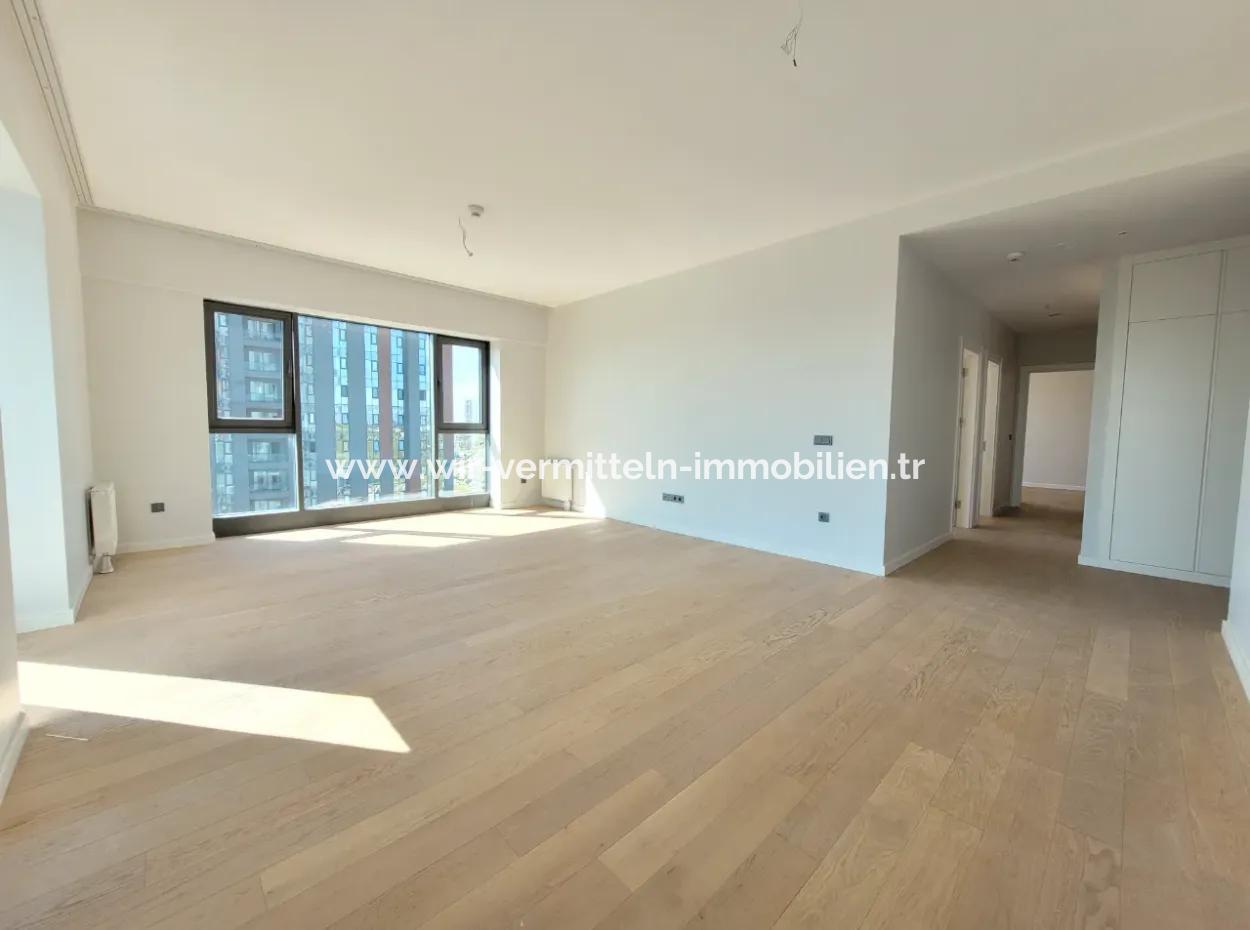 3+1 110M² 8Th Floor Boulevard View Apartment For Sale In Beytepe İncek Bulvar Loft Complex