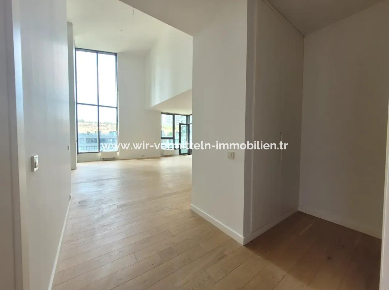 Fantastic 5,5+1 Duplex Apartment With Luxury Amenities In Gölbaşı - Ankara -Turkey