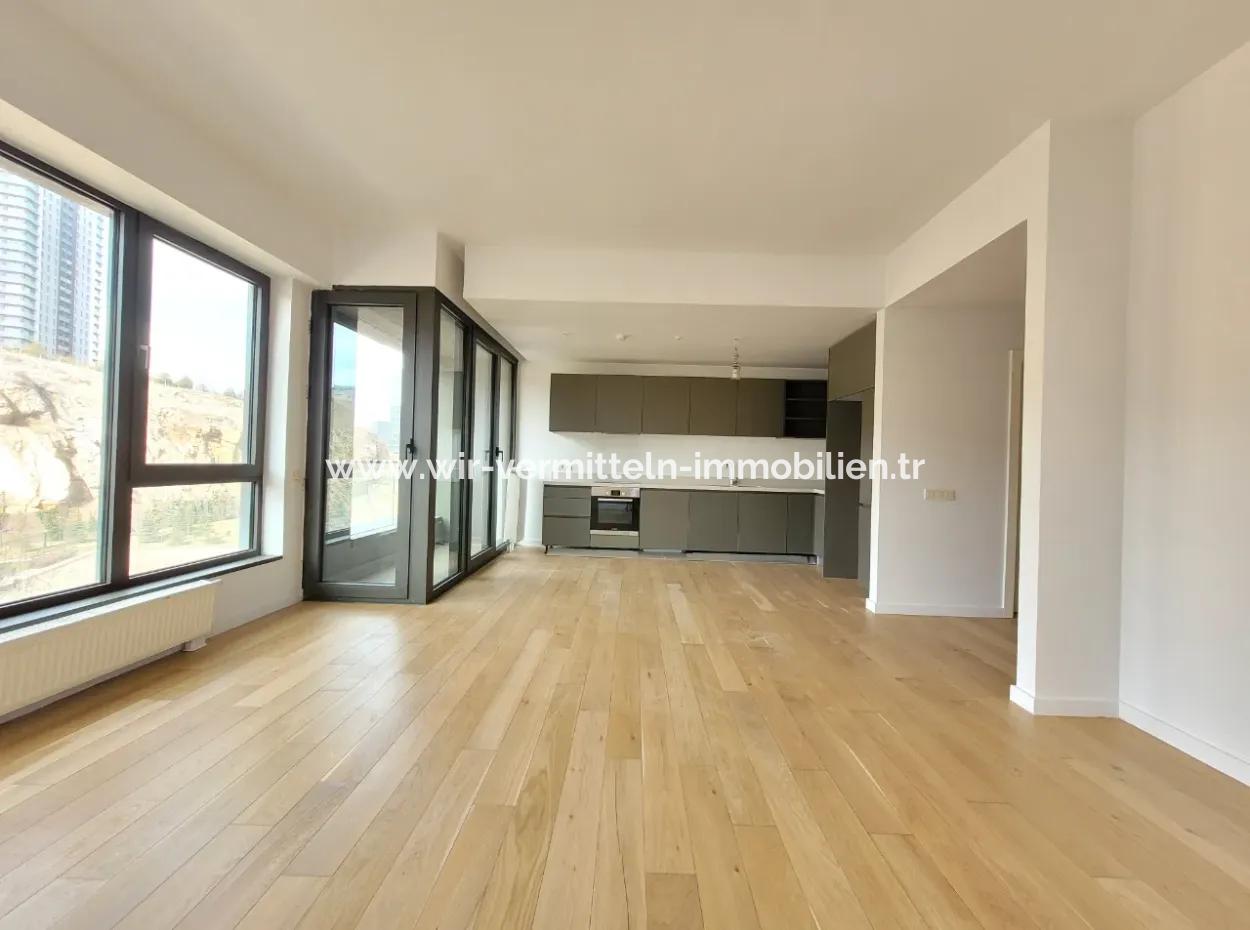 Vacant İncek Loft For Sale 2+1 Duplex City View 1St Floor Apartment